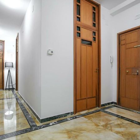Starhost - Golden Apartments Σαλέρνο Εξωτερικό φωτογραφία